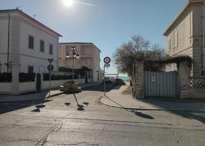 Brezza Marina A 30 Mt Dalla Spiaggia